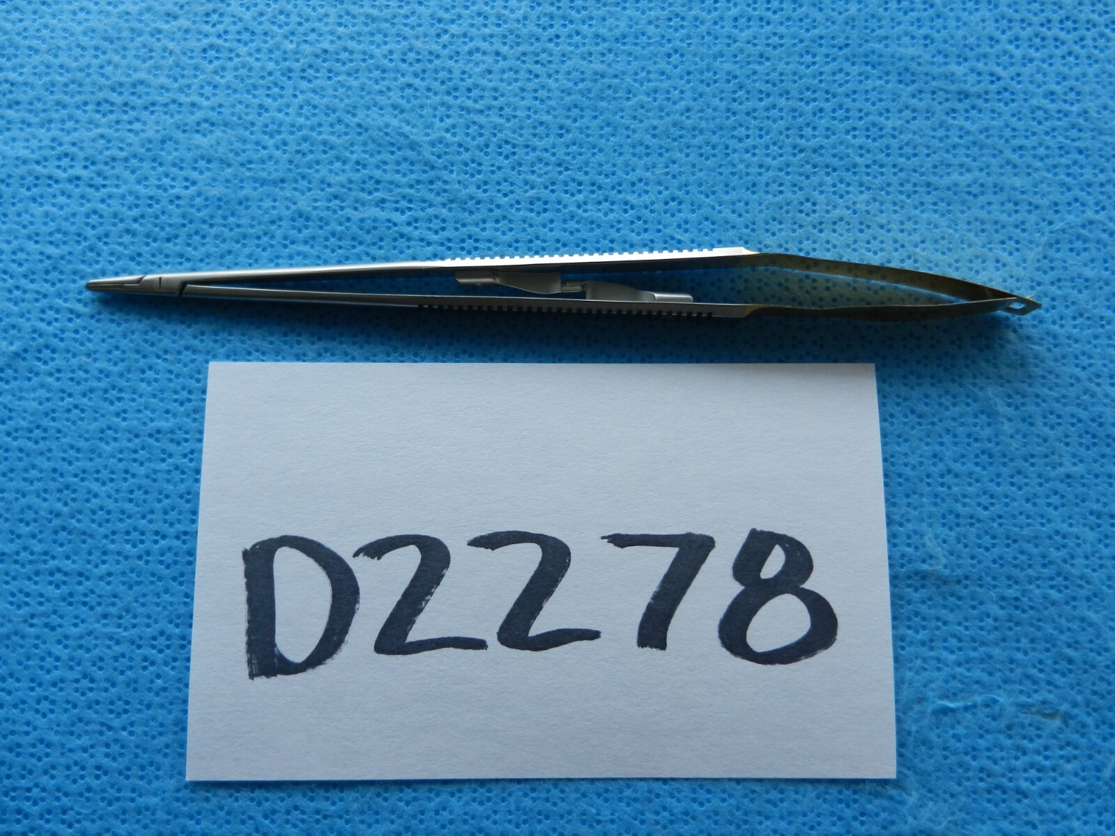 D2278 Jarit Surgical Castroviejo Needleholder 121-229