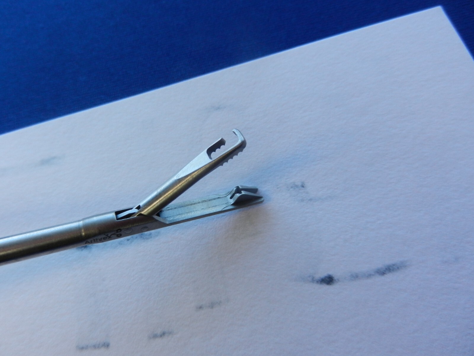 E4651 Arthrex AR-13990 Scorpion 16mm Straight Passer