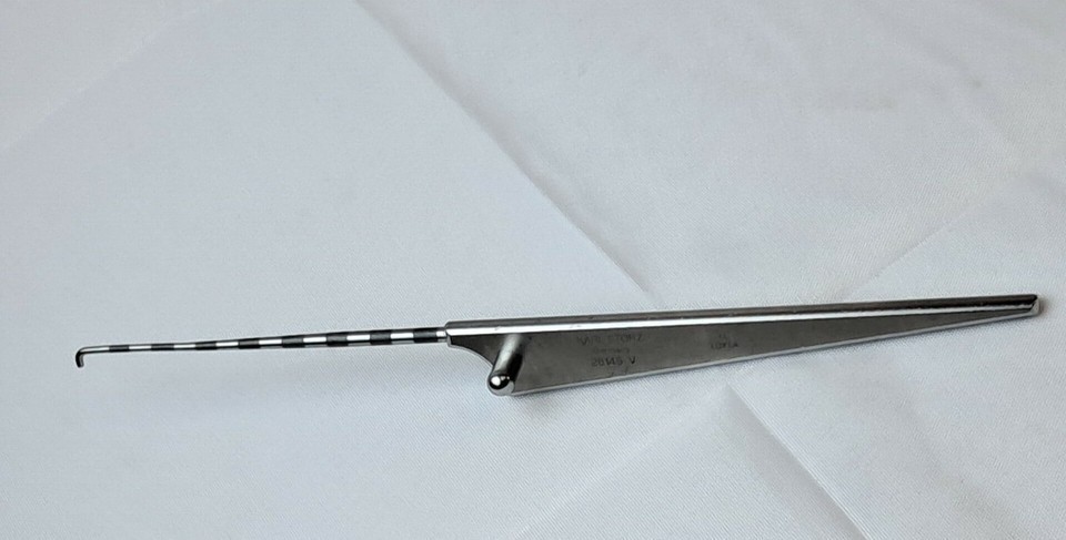 Karl Storz 28145V 4mm Arthroscopic Probe w/ Hook Surgical Instrument