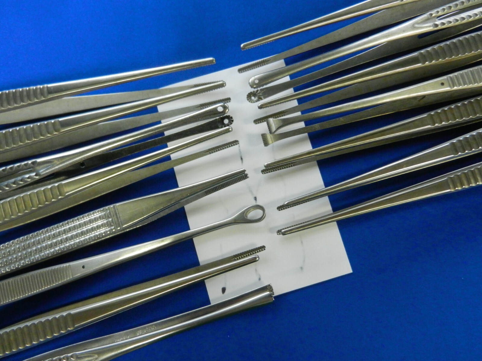 E1371 V. Mueller Pilling Codman Lot of 15 Forceps Approx. 22.5cm Length