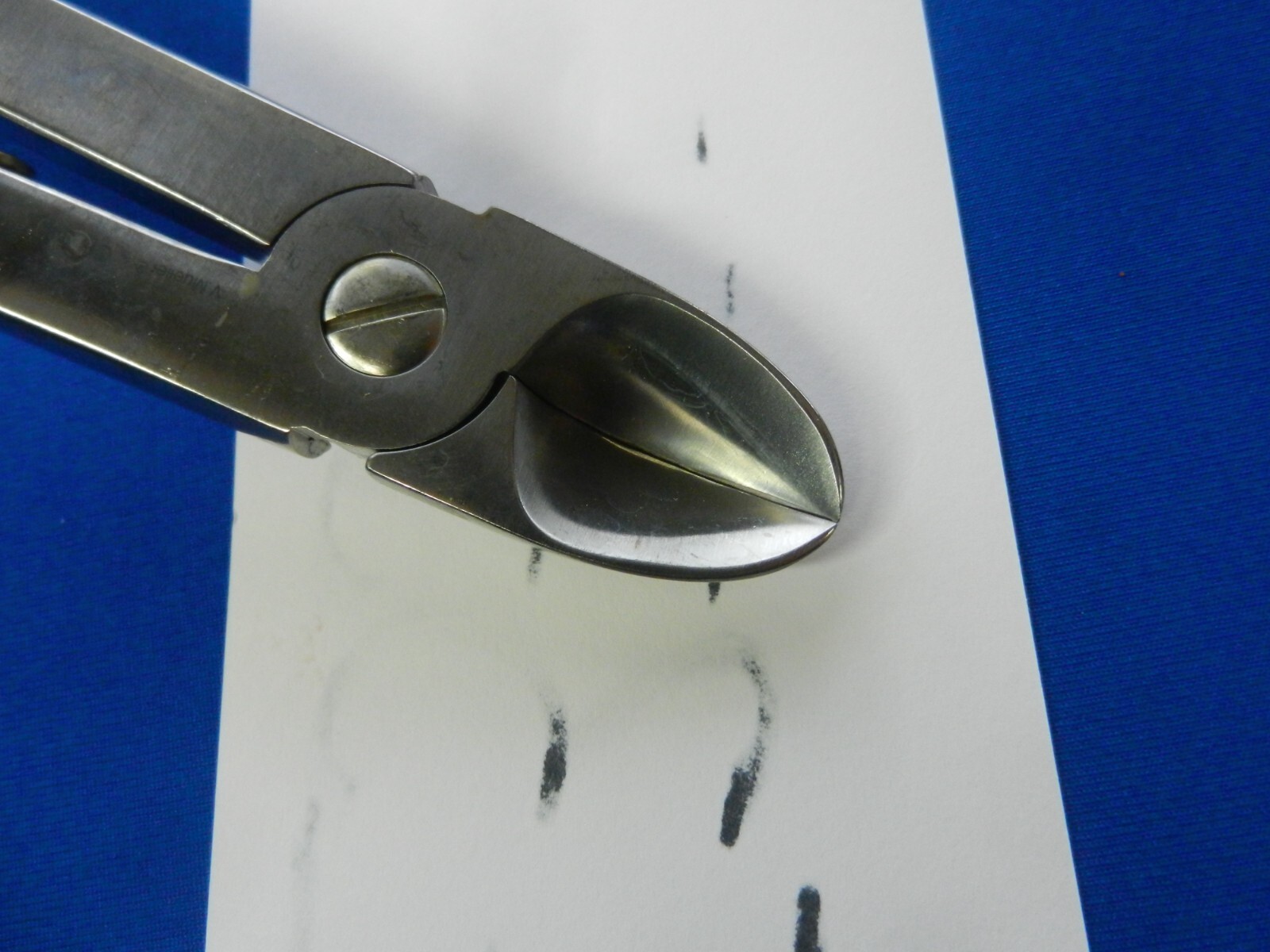 E3311 V. Mueller CH340 Bethune Rib Shears