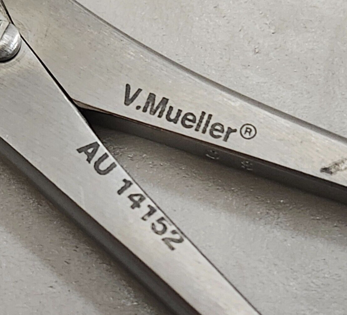 V. Mueller AU14152 Wullstein Ear Scissor 4-1/2″ Working Length, Curved Left