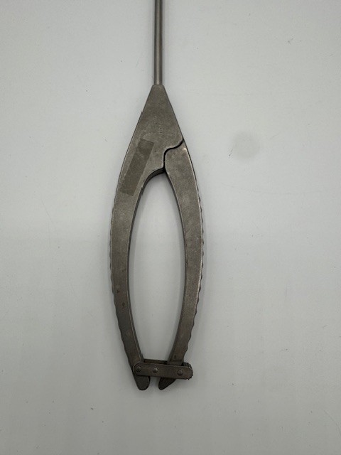 Arthrex Cutter Open Ended, Left Notch, Wishbone Handle AR-16794LW