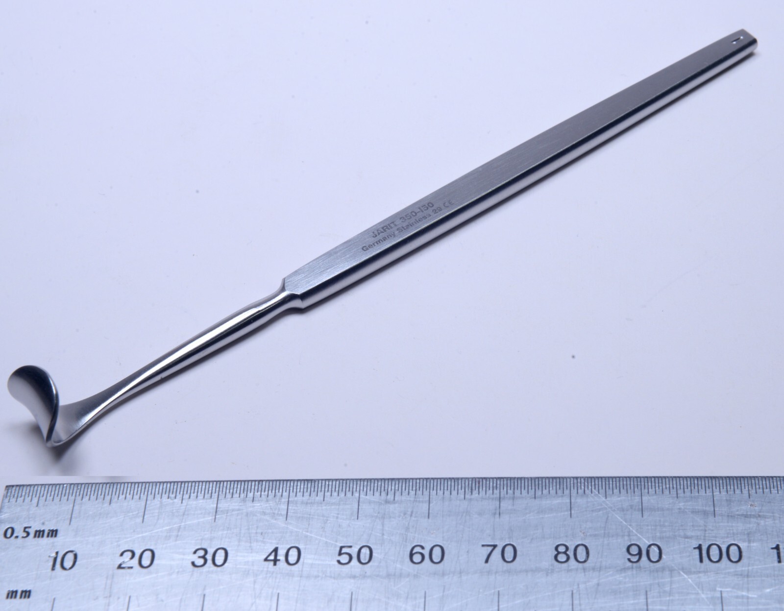 Integra Jarit #350-150 Desmarres Lid Retractor 5½” Stainless Steel Surgical