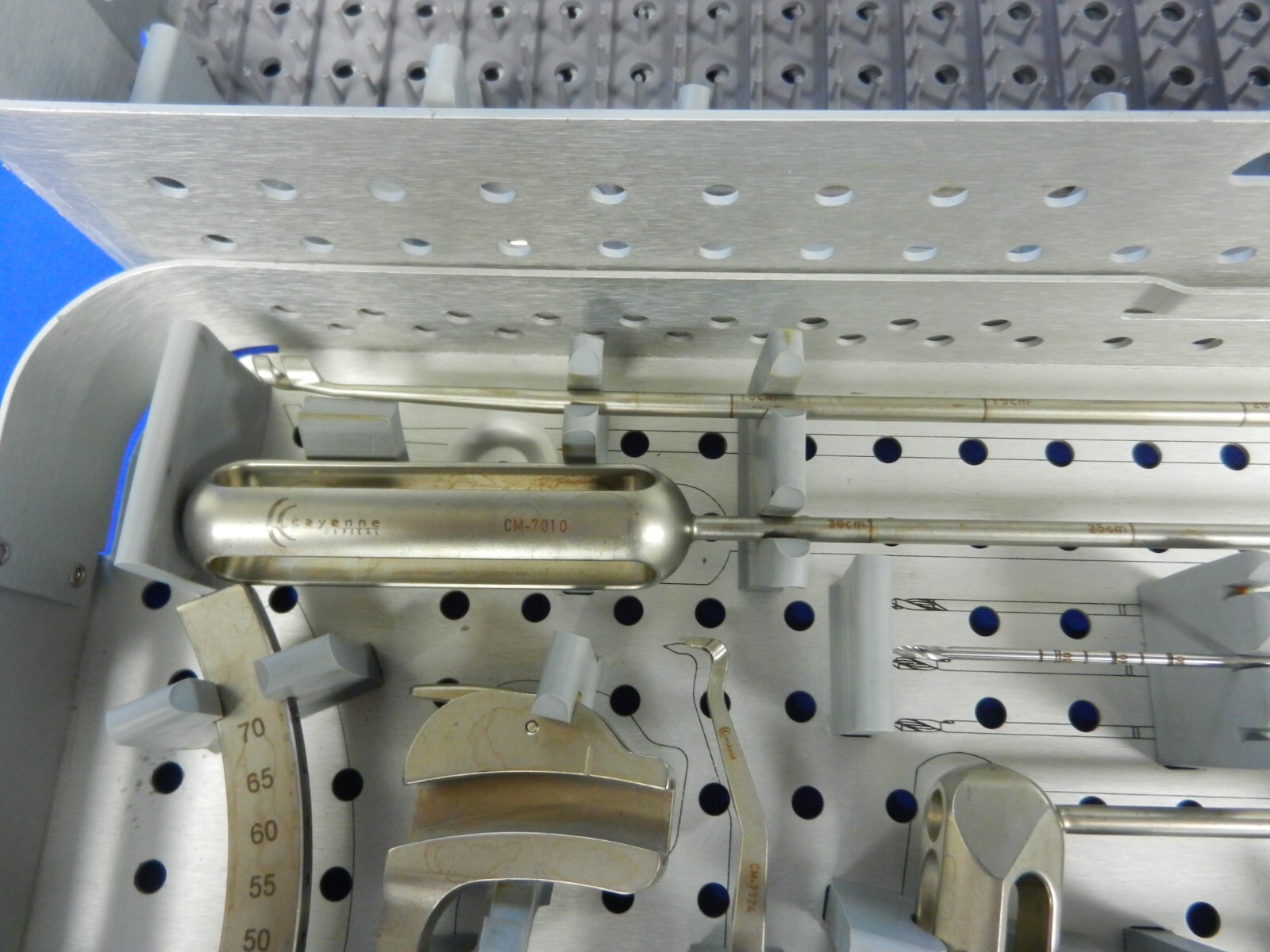 F35 Cayenne Medical Aperfix System ACL Instrument Set