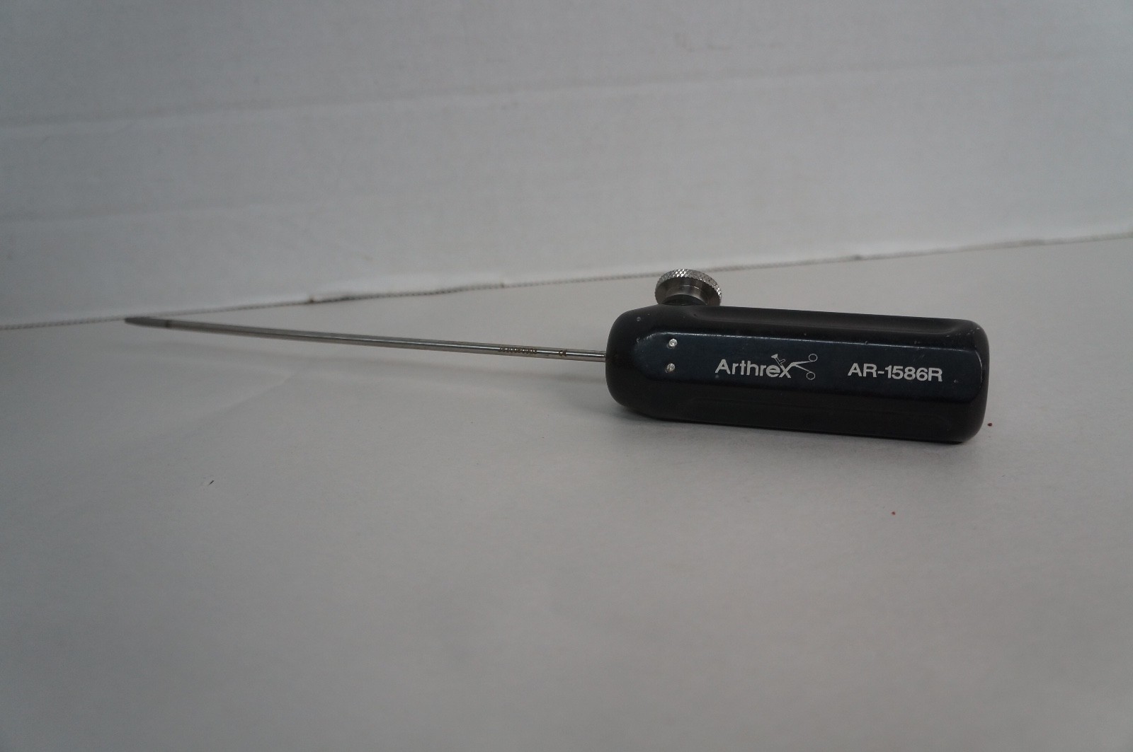 Arthrex AR-5086R Thin Cannulated Retro Screwdriver Arthroscopic Arthroscopy