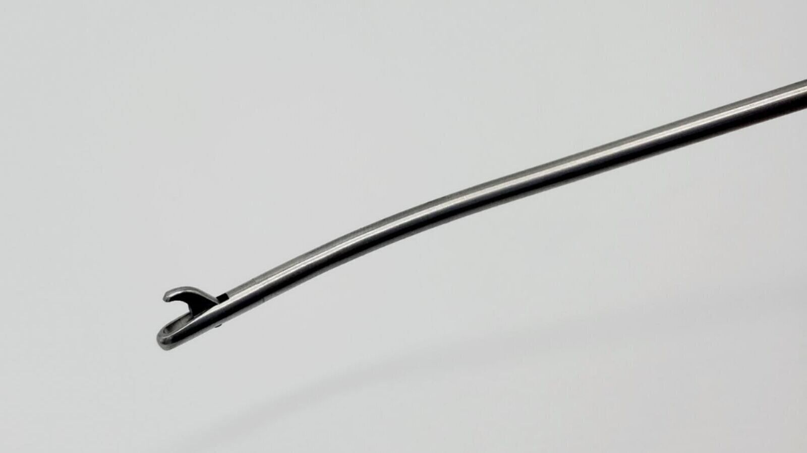 Richard Wolf 8405.11 Hooked Punch Curved Left 3mm 8-1/2″