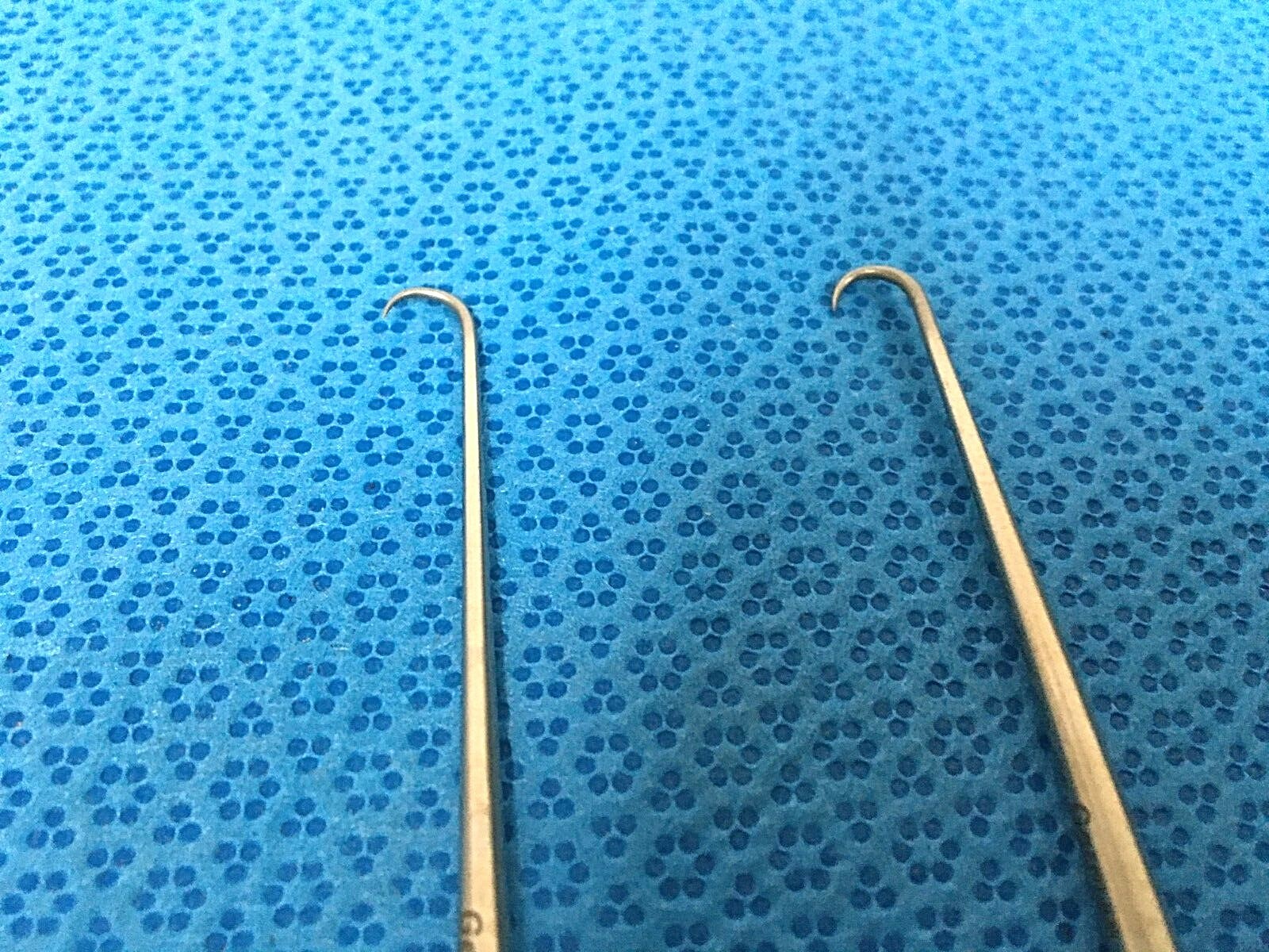 Fisherman Surgical 370807 Lot of 2 Hooks