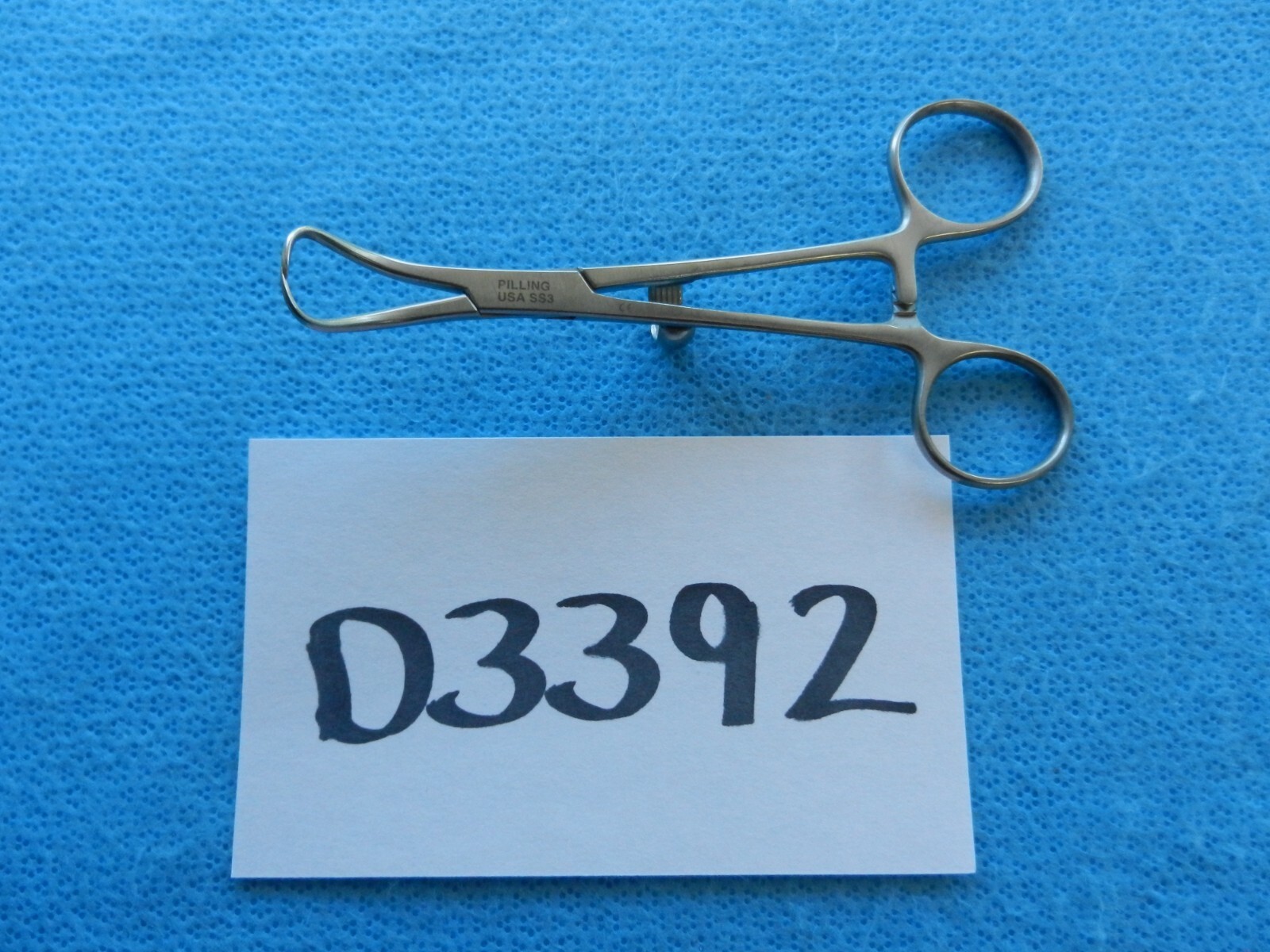 D3392 Pilling Surgical Morse Towel Forceps 35-1352