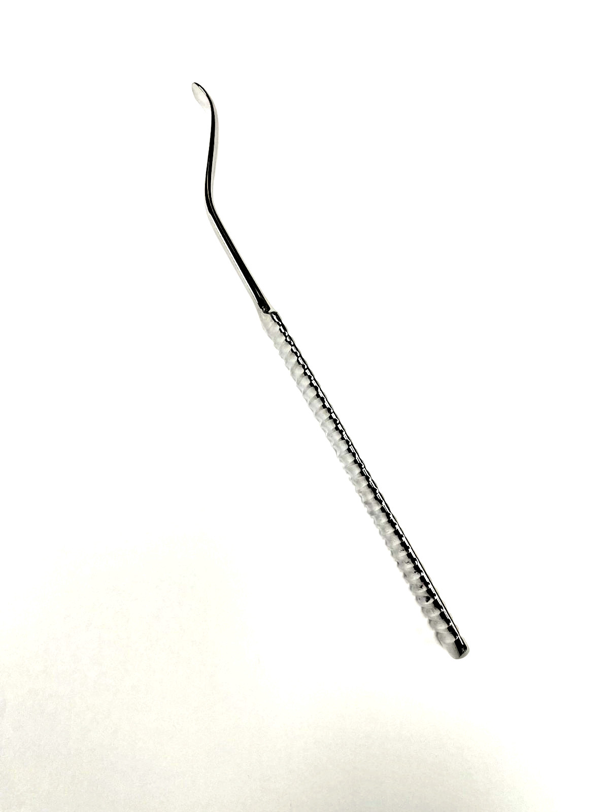 Bone Elevator, 6.1/2″, Strong Curve, 6 mm wide Blunt Tip 20 mm deep, Stainless