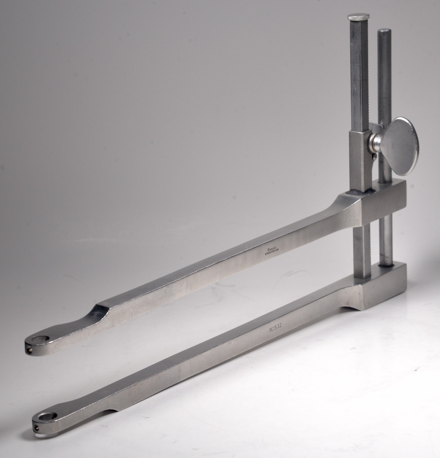 Aesculap #MD532 Caspar Cervical Retractor Frame 11.5″ Surgical 3.75″ Spread