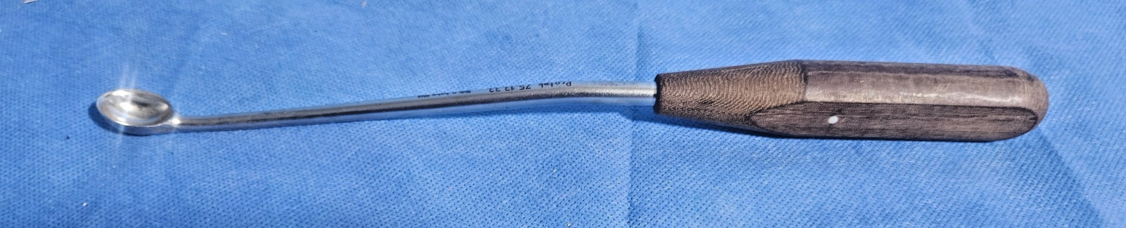 PROTEK 75.13.33 Currette, 15mm Cup, Up, 11” Overall Length, 20 deg shaft bend.