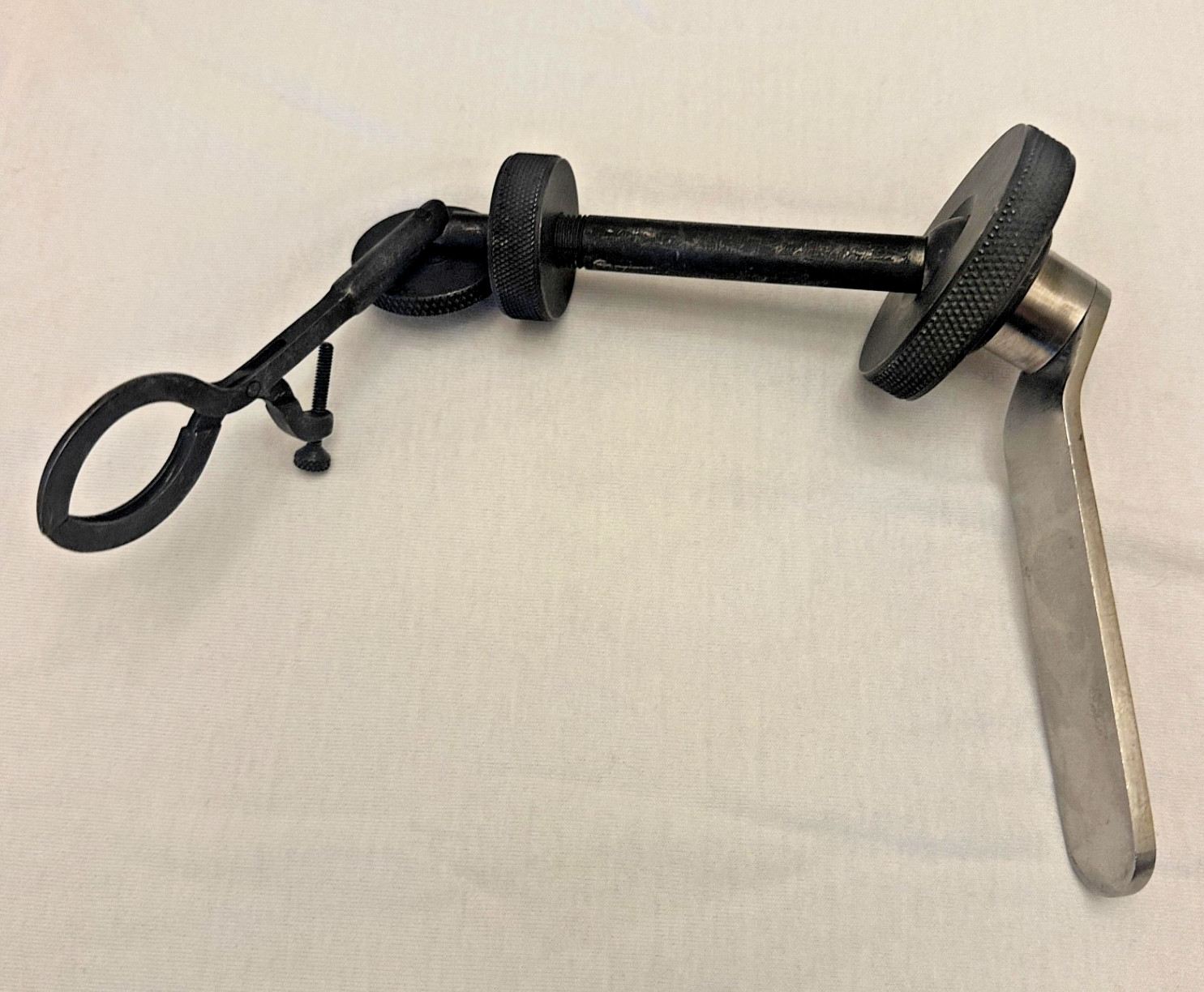 Richards 13-0072 ENT Shea Schuknecht Speculum Holder