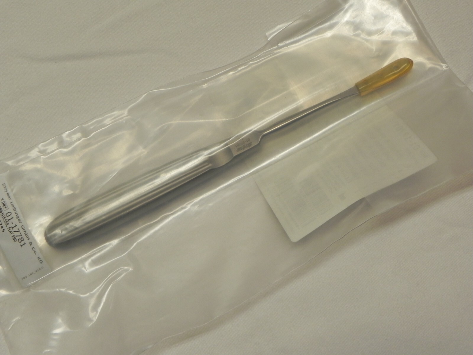 Stryker Obwegeser 01-17781 Periosteal Elevator Flat End 6mm/18cm