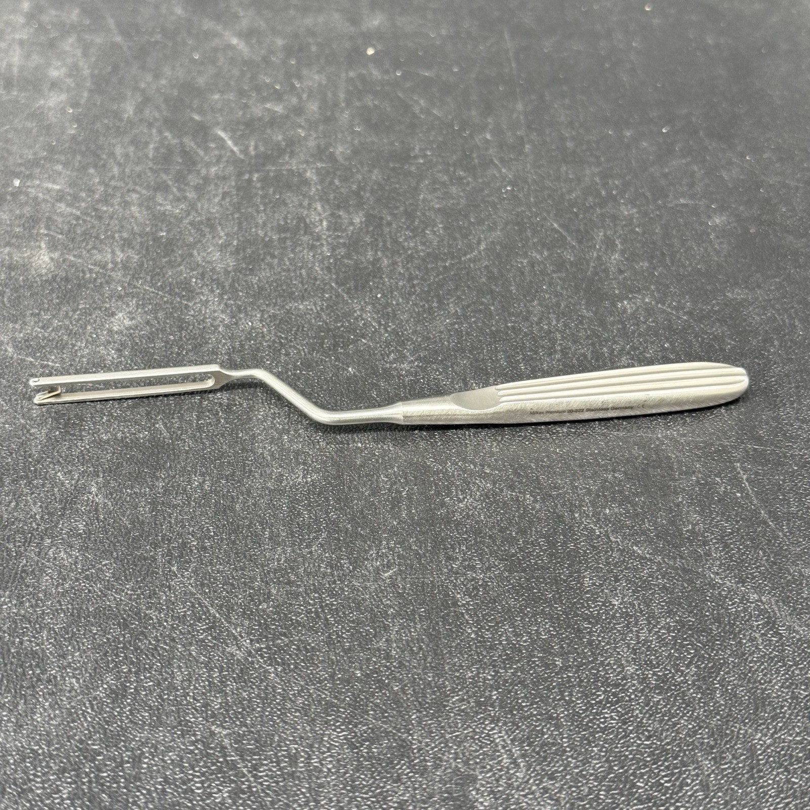 MILTEX BALLENGER Swivel Knife, 7-3/4″ bayonet, 3 mm width. MFID: 20-222