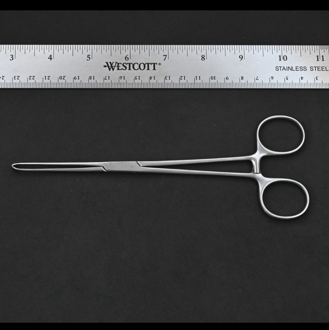 Aesculap EA017R Allis Forceps 5×6 Teeth 7 1/2 in Surgical Tissue Forceps