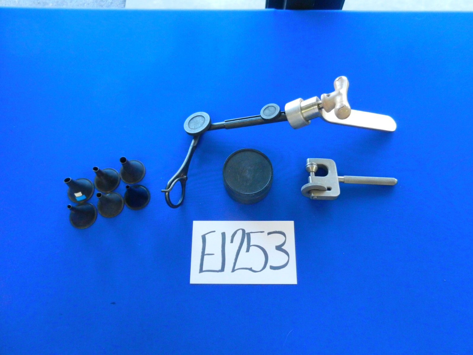 E1253 Richards Surgical Ear Speculum Set