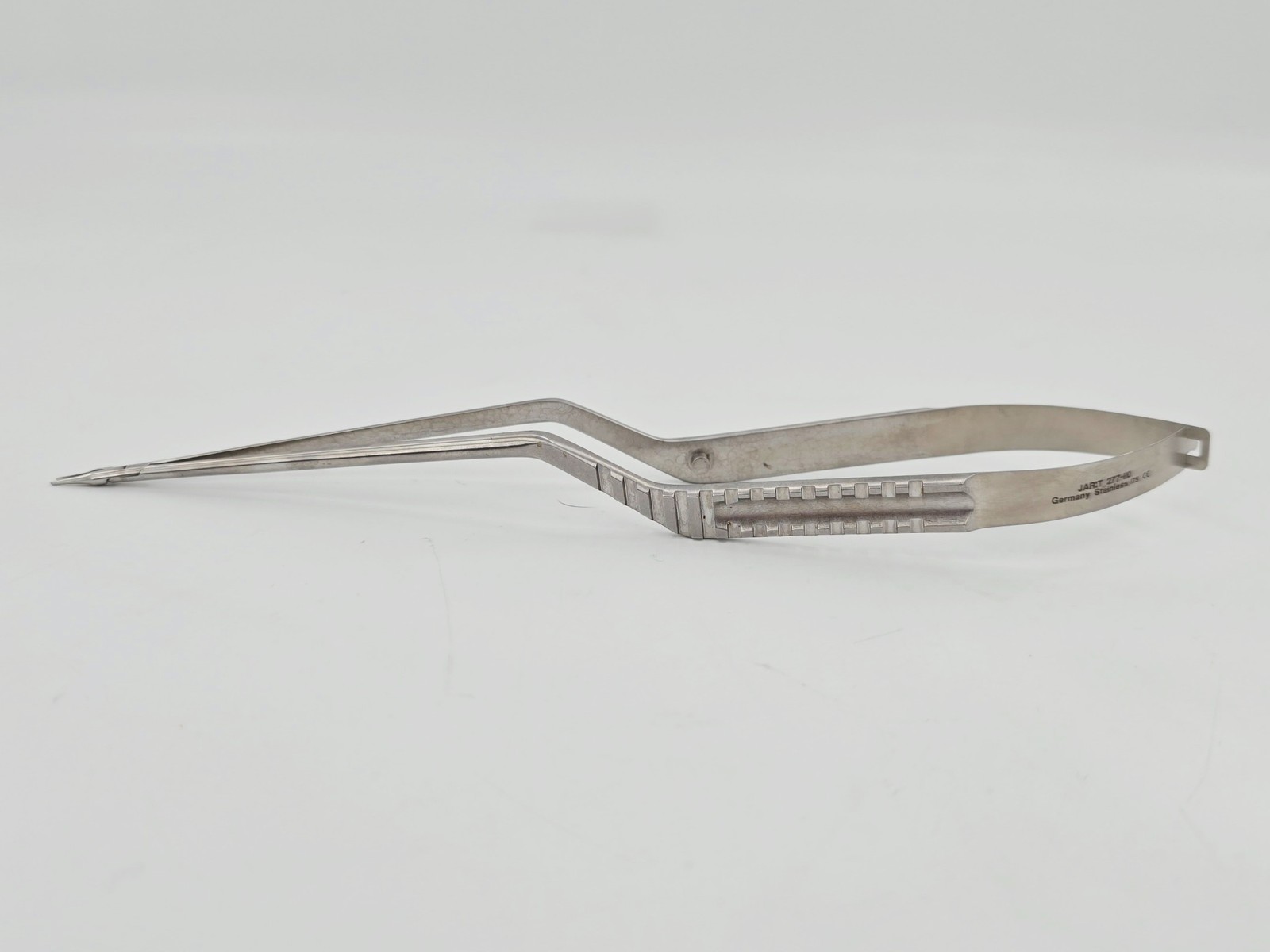 Jarit 277-110 Yasargil Needle Holder Straight Flat Bayonet Handle ENT 8-3/4″