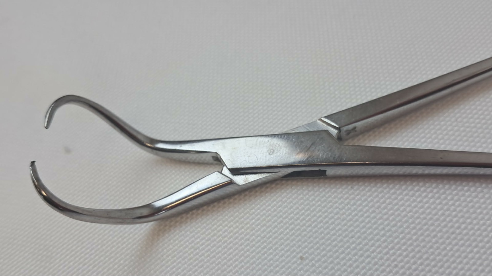 Jarit 110-102 Backhaus Towel Clamp Forceps 5-1/4″ Angled
