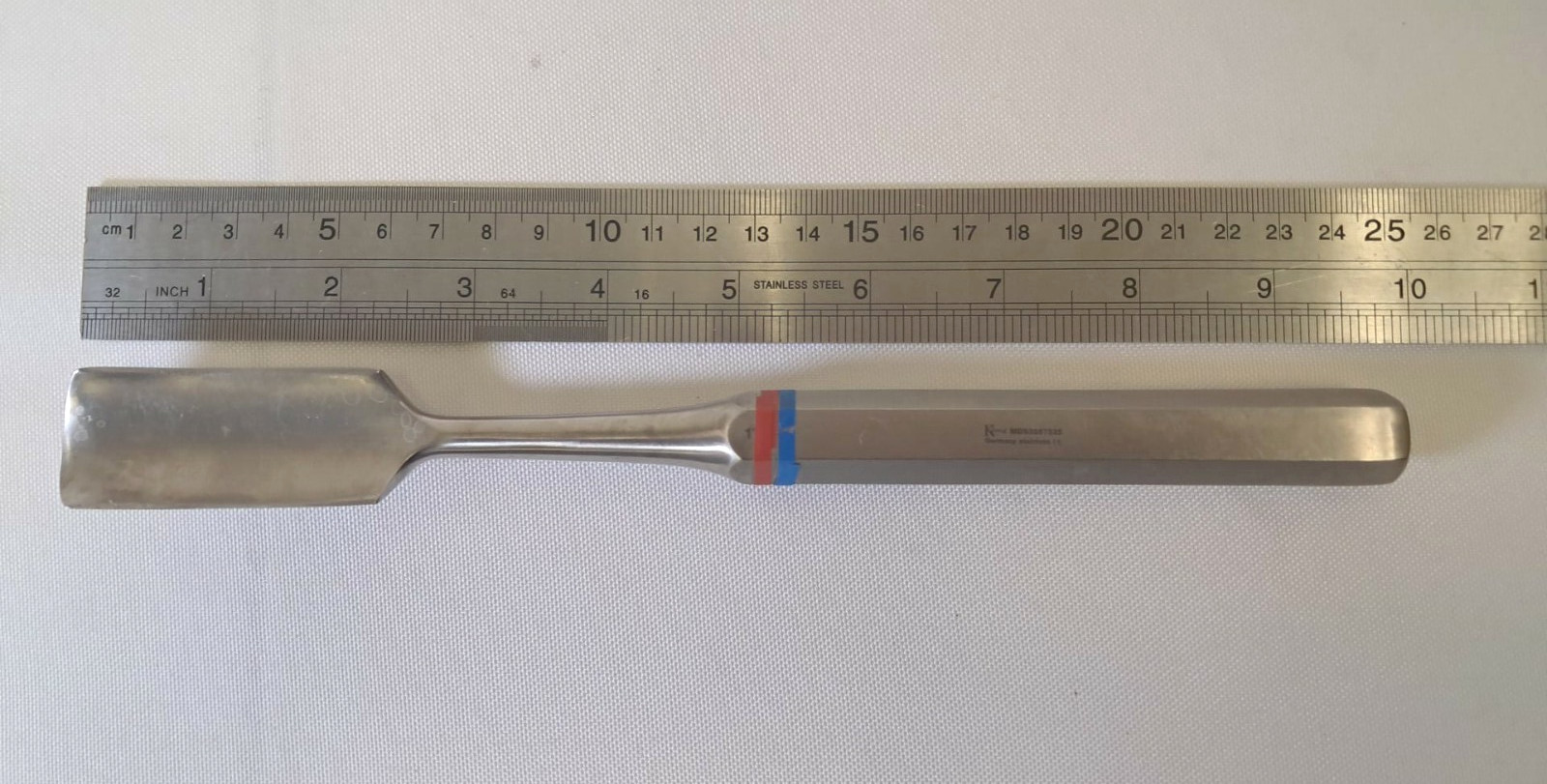 Medline MDS3267525 Hibbs Gouge, 24cm, Curved, 25mm