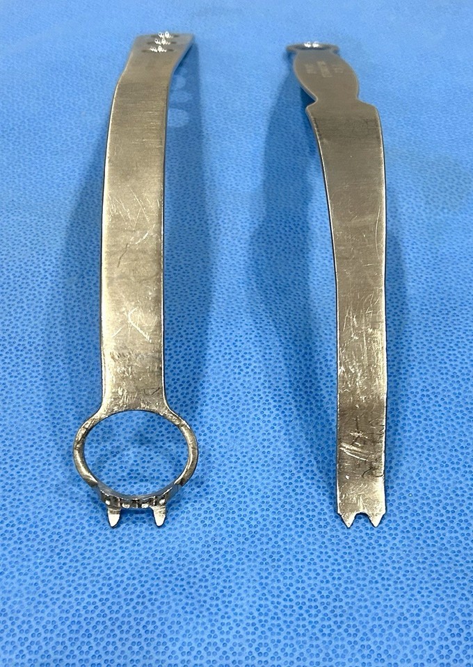 Innomed Ref 1910 Thin Glenoid Narrow 1521-01 Humeral Head Retractor Small