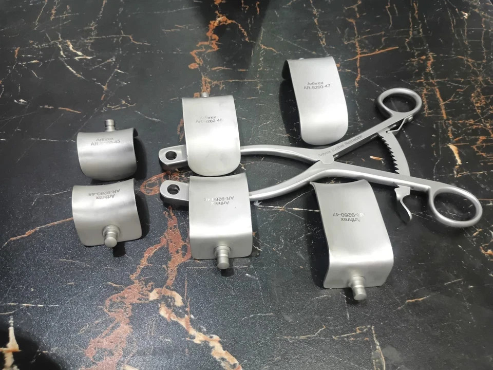 Arthrex AR 9260-46 Kolbel Retractor Set With 6 Blade Shoulder Repair Surgical