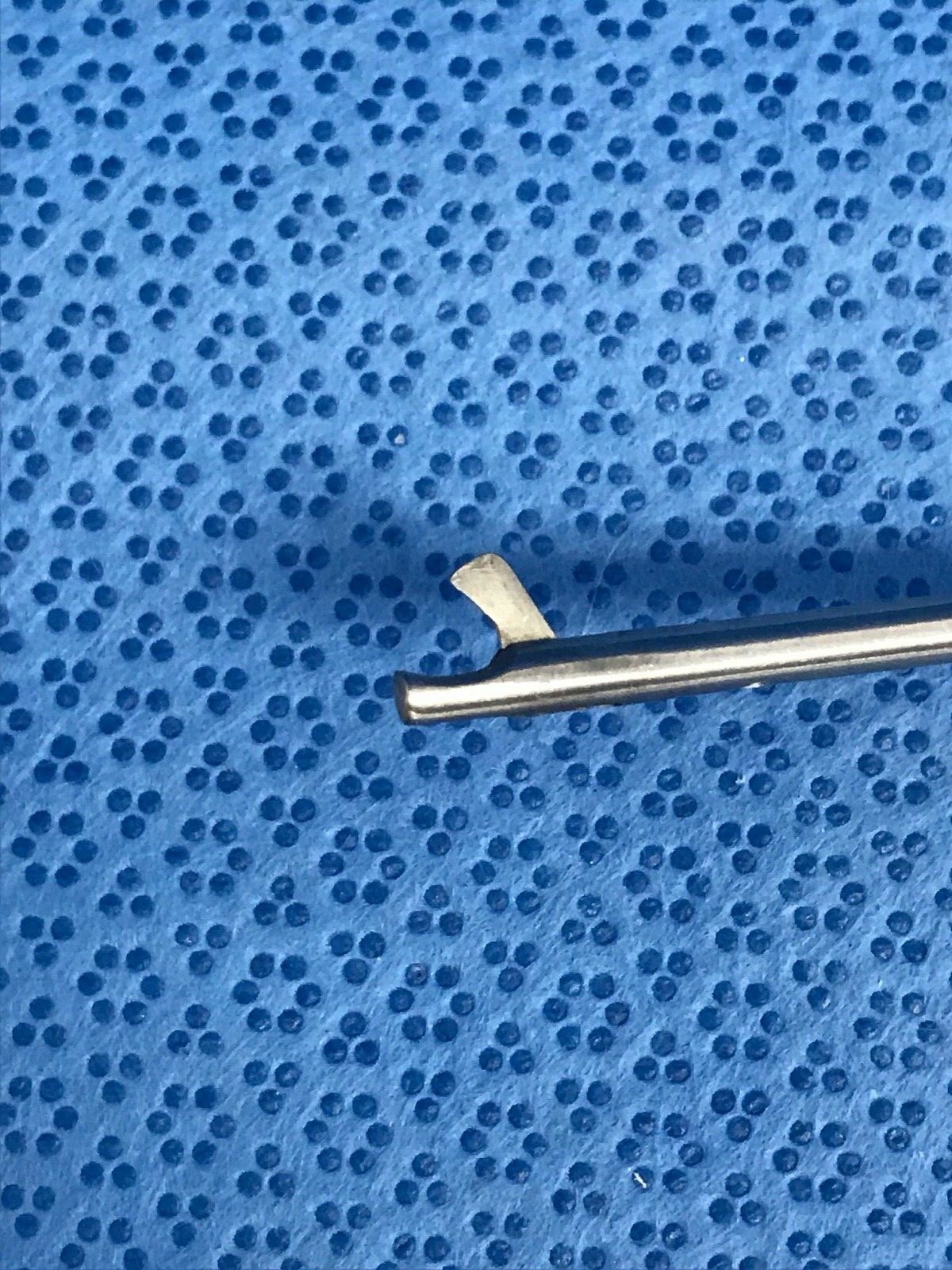 R. Wolf 3.4mm Arthroscopic Hook Scissors Curved Left Arthroscopy Orthopedic