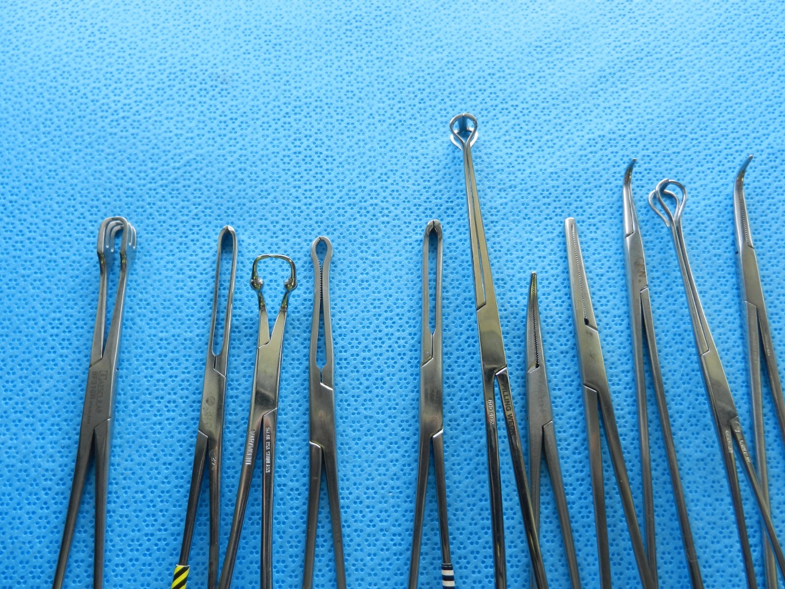 D4276 V. Mueller KMedic Codman Surgical Forceps Lot Of 15
