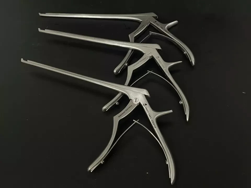 V.Mueller VM81-1441 Orthopedic Kerrison Rongeurs 2,3,4mm Up 8 Shaft 40 degree