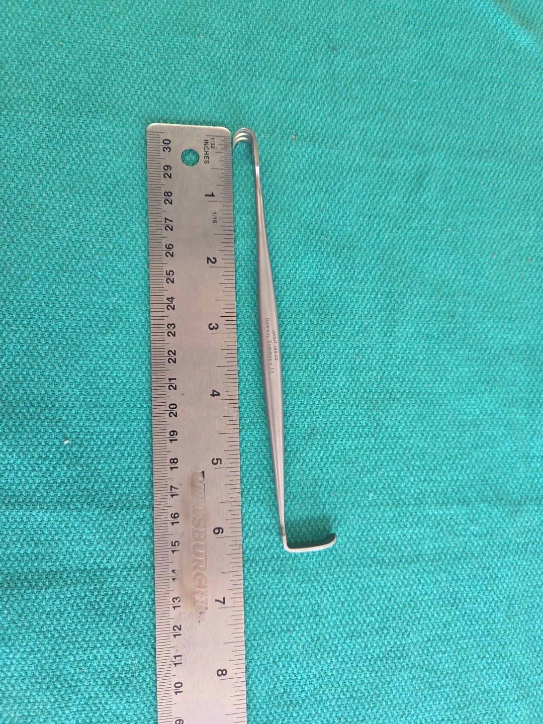 Jarit 189-110 Senn Retractor L, 6-1/4″, Double-Ended, Germany Stainless